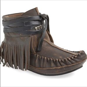 Free People Distressed Eastwood Moccasins Size 37